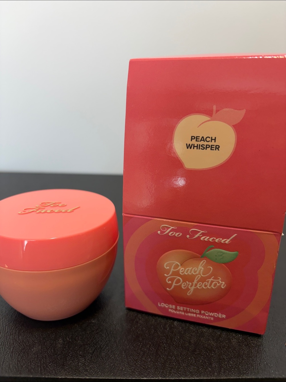Too Faced Peach Perfector Loose Setting Powder - Peach Whisper